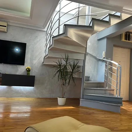 Royal Apartment